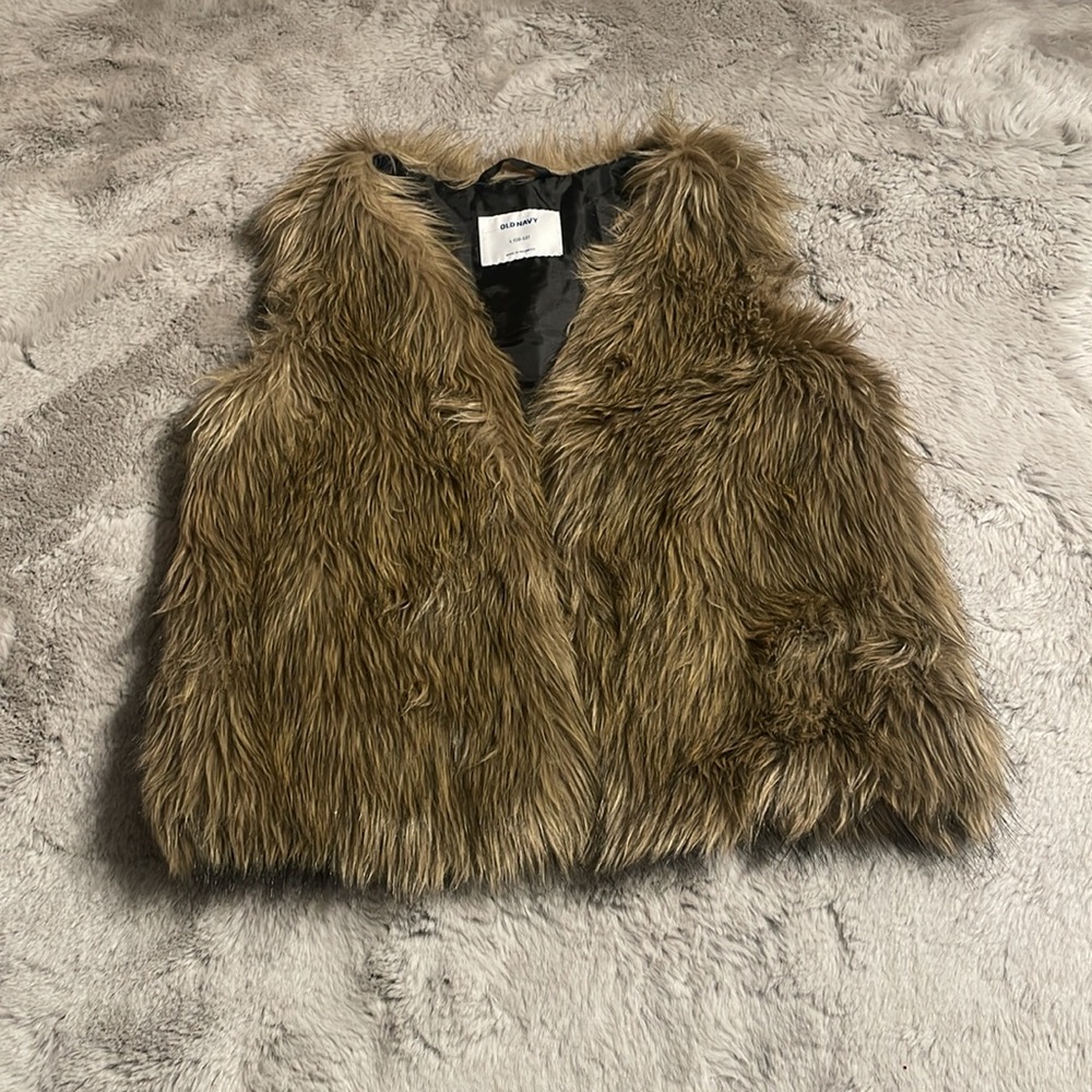 Old Navy Kids Faux Fur Vest in Tan